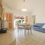 452 - Al Taunus Con Portico, Giardino E Bellissima Vista Mare - Inclusa *